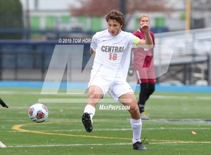 Thumbnail 1 in Hunterdon Central vs. Clifton (NJSIAA Group 4 Final) photogallery.