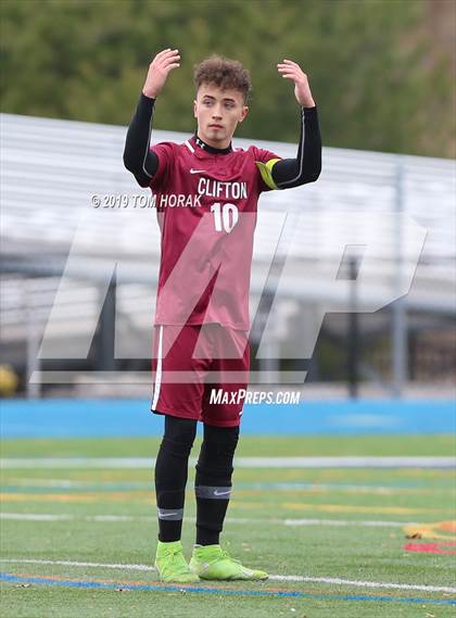 Thumbnail 3 in Hunterdon Central vs. Clifton (NJSIAA Group 4 Final) photogallery.