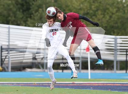 Thumbnail 1 in Hunterdon Central vs. Clifton (NJSIAA Group 4 Final) photogallery.