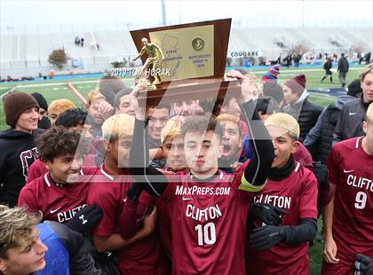 Thumbnail 2 in Hunterdon Central vs. Clifton (NJSIAA Group 4 Final) photogallery.