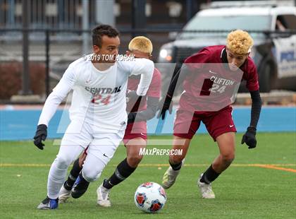 Thumbnail 3 in Hunterdon Central vs. Clifton (NJSIAA Group 4 Final) photogallery.