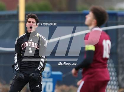 Thumbnail 2 in Hunterdon Central vs. Clifton (NJSIAA Group 4 Final) photogallery.