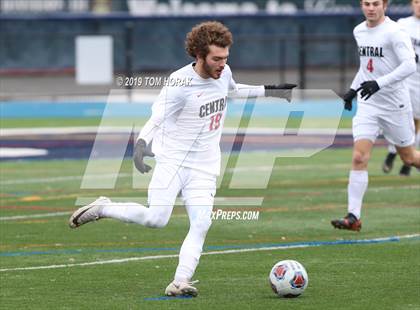 Thumbnail 1 in Hunterdon Central vs. Clifton (NJSIAA Group 4 Final) photogallery.