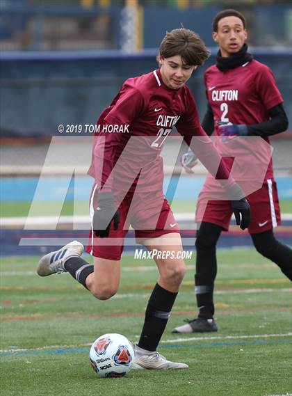 Thumbnail 1 in Hunterdon Central vs. Clifton (NJSIAA Group 4 Final) photogallery.