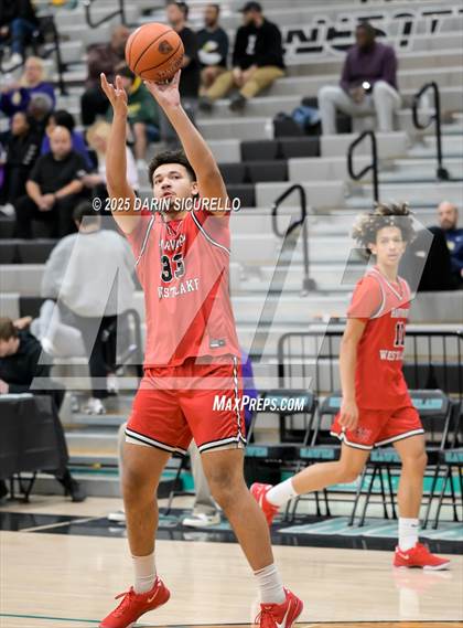 Thumbnail 2 in Harvard-Westlake vs. Gonzaga (Hoophall West - Nike TOC) photogallery.
