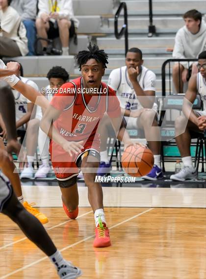 Thumbnail 2 in Harvard-Westlake vs. Gonzaga (Hoophall West - Nike TOC) photogallery.