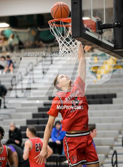 Thumbnail 2 in Harvard-Westlake vs. Gonzaga (Hoophall West - Nike TOC) photogallery.