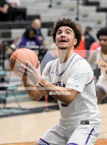 Thumbnail 3 in Harvard-Westlake vs. Gonzaga (Hoophall West - Nike TOC) photogallery.