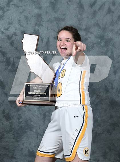 Thumbnail 2 in Menlo School (CIF State D2 Award Photos) photogallery.
