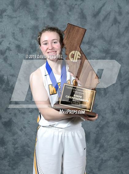 Thumbnail 2 in Menlo School (CIF State D2 Award Photos) photogallery.