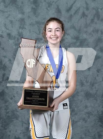 Thumbnail 2 in Menlo School (CIF State D2 Award Photos) photogallery.