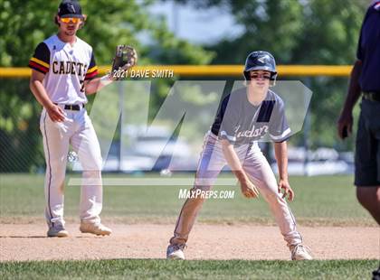 Thumbnail 1 in Iowa Falls-Alden vs Hudson (Hudson Invitational) photogallery.