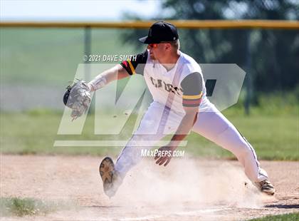 Thumbnail 1 in Iowa Falls-Alden vs Hudson (Hudson Invitational) photogallery.