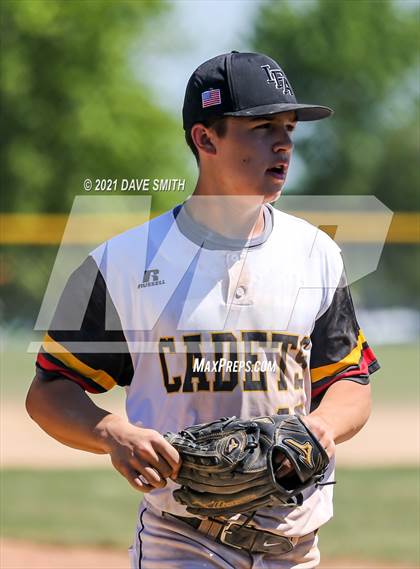 Thumbnail 3 in Iowa Falls-Alden vs Hudson (Hudson Invitational) photogallery.