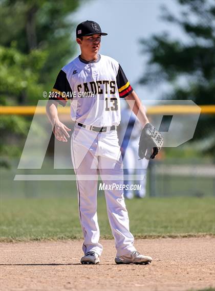 Thumbnail 2 in Iowa Falls-Alden vs Hudson (Hudson Invitational) photogallery.