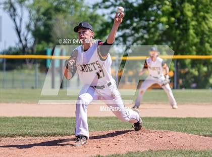 Thumbnail 3 in Iowa Falls-Alden vs Hudson (Hudson Invitational) photogallery.