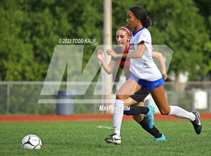 Thumbnail 1 in Coginchaug Regional @ Cromwell photogallery.