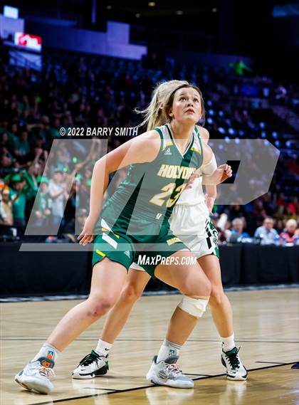 Thumbnail 2 in Holyoke vs. Sanford (CHSAA 2A Championship) photogallery.