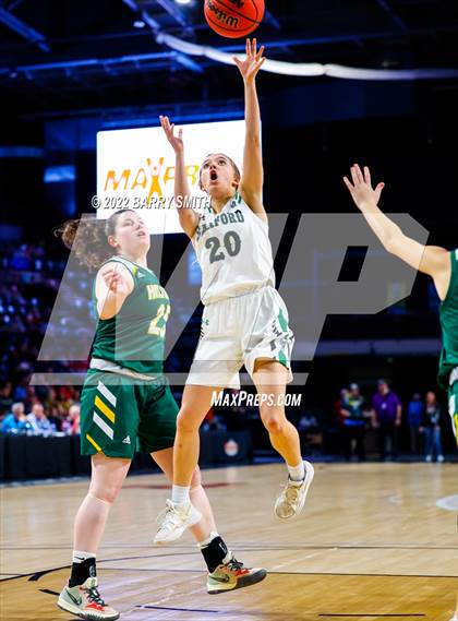 Thumbnail 2 in Holyoke vs. Sanford (CHSAA 2A Championship) photogallery.