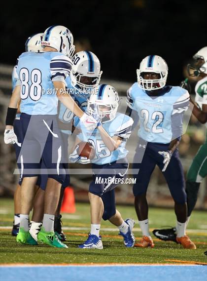 Thumbnail 3 in Wakefield @ Yorktown photogallery.