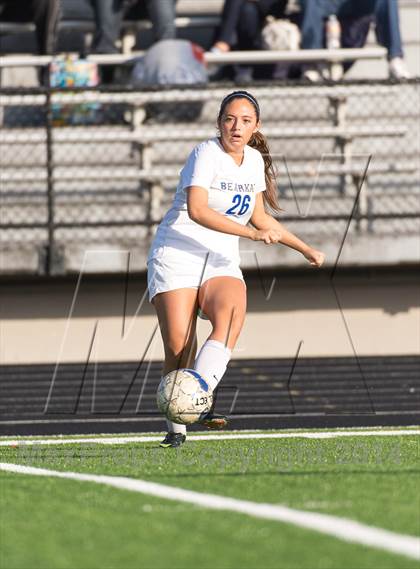 Thumbnail 1 in O'Connor @ Klein (Lady Highlander Invitational) photogallery.
