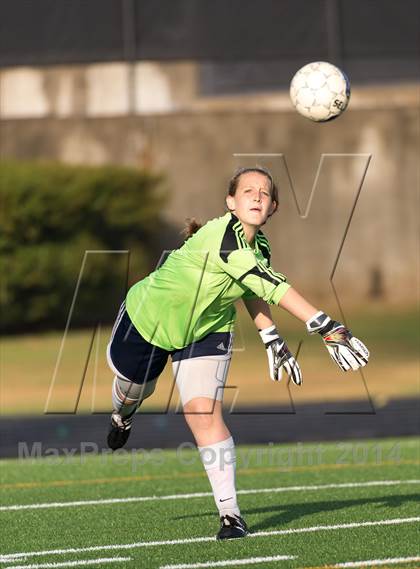 Thumbnail 1 in O'Connor @ Klein (Lady Highlander Invitational) photogallery.