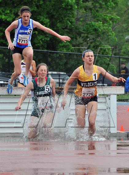 Thumbnail 2 in Loucks Games (2000m Steeplechase) photogallery.