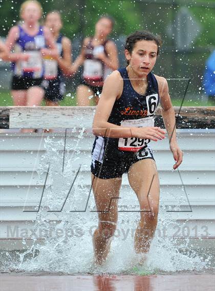 Thumbnail 3 in Loucks Games (2000m Steeplechase) photogallery.