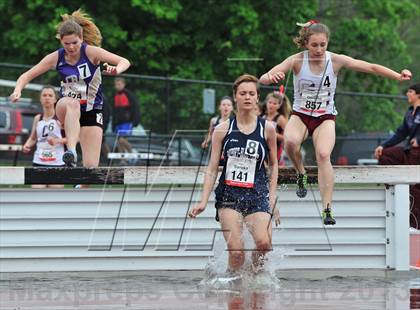 Thumbnail 1 in Loucks Games (2000m Steeplechase) photogallery.