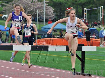Thumbnail 3 in Loucks Games (2000m Steeplechase) photogallery.