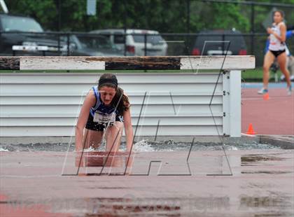 Thumbnail 3 in Loucks Games (2000m Steeplechase) photogallery.