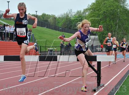 Thumbnail 3 in Loucks Games (2000m Steeplechase) photogallery.