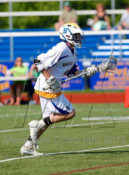 Thumbnail 3 in Brookfield vs New Milford (SWC Division I Quarterfinal) photogallery.
