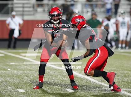 Thumbnail 3 in Arlington @ Cedar Hill photogallery.