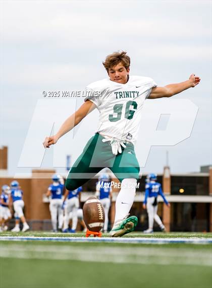Thumbnail 2 in FR: Trinity @ Covington Catholic photogallery.