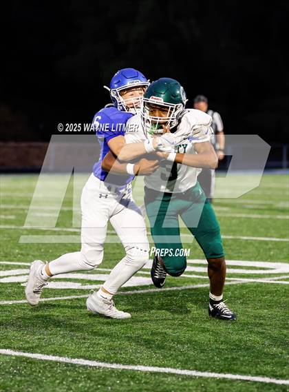 Thumbnail 2 in FR: Trinity @ Covington Catholic photogallery.