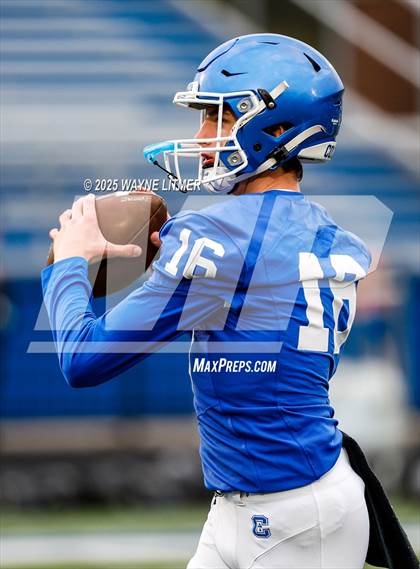 Thumbnail 3 in FR: Trinity @ Covington Catholic photogallery.