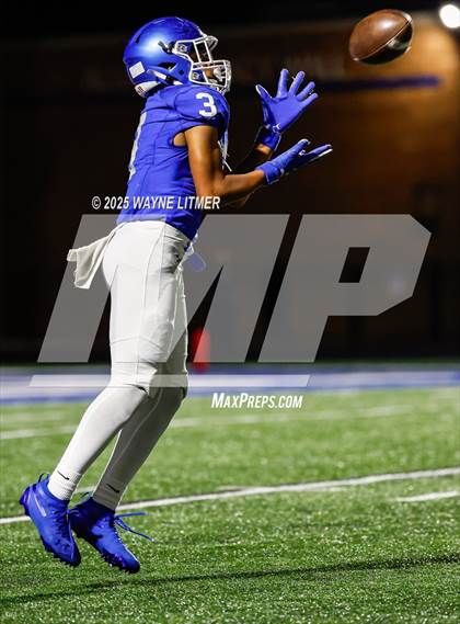 Thumbnail 3 in FR: Trinity @ Covington Catholic photogallery.
