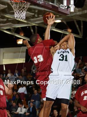 Thumbnail 1 in St. George's vs Benedictine (Spalding Hoophall Classic) photogallery.