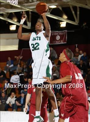 Thumbnail 2 in St. George's vs Benedictine (Spalding Hoophall Classic) photogallery.