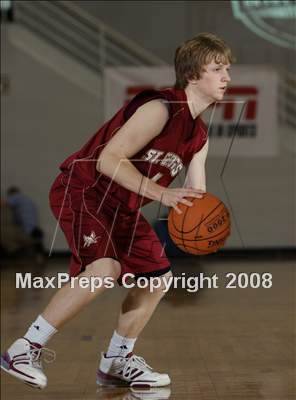 Thumbnail 2 in St. George's vs Benedictine (Spalding Hoophall Classic) photogallery.