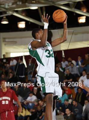 Thumbnail 2 in St. George's vs Benedictine (Spalding Hoophall Classic) photogallery.