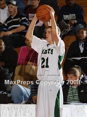 Thumbnail 2 in St. George's vs Benedictine (Spalding Hoophall Classic) photogallery.