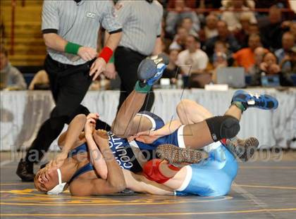 Thumbnail 1 in NYSPHSAA Championships (Division I Finals) photogallery.
