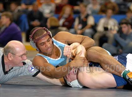Thumbnail 2 in NYSPHSAA Championships (Division I Finals) photogallery.