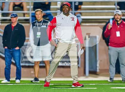 Thumbnail 3 in Deer Park vs. North Shore (UIL 6A D1 Football Bi-District) photogallery.