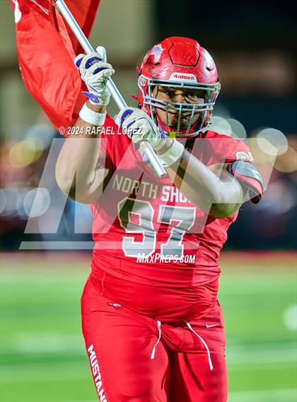 Thumbnail 2 in Deer Park vs. North Shore (UIL 6A D1 Football Bi-District) photogallery.