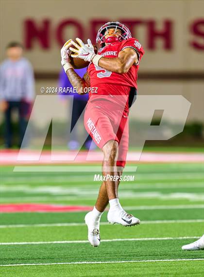 Thumbnail 2 in Deer Park vs. North Shore (UIL 6A D1 Football Bi-District) photogallery.