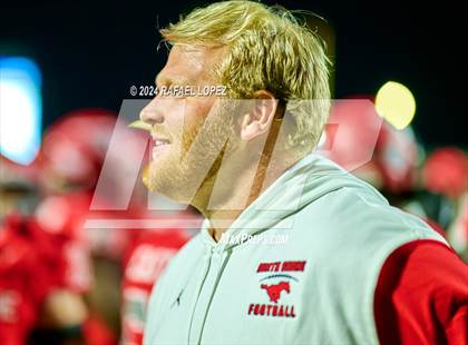 Thumbnail 1 in Deer Park vs. North Shore (UIL 6A D1 Football Bi-District) photogallery.