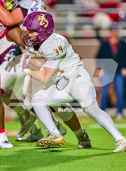 Thumbnail 2 in Deer Park vs. North Shore (UIL 6A D1 Football Bi-District) photogallery.